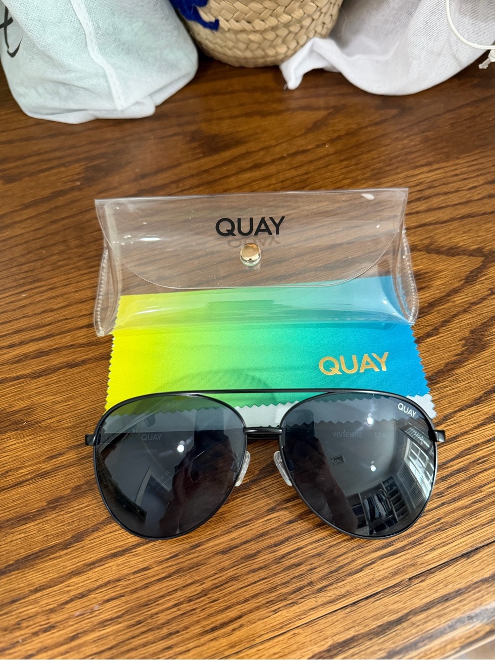 Quay Vivienne Sunglasses with Clear Case